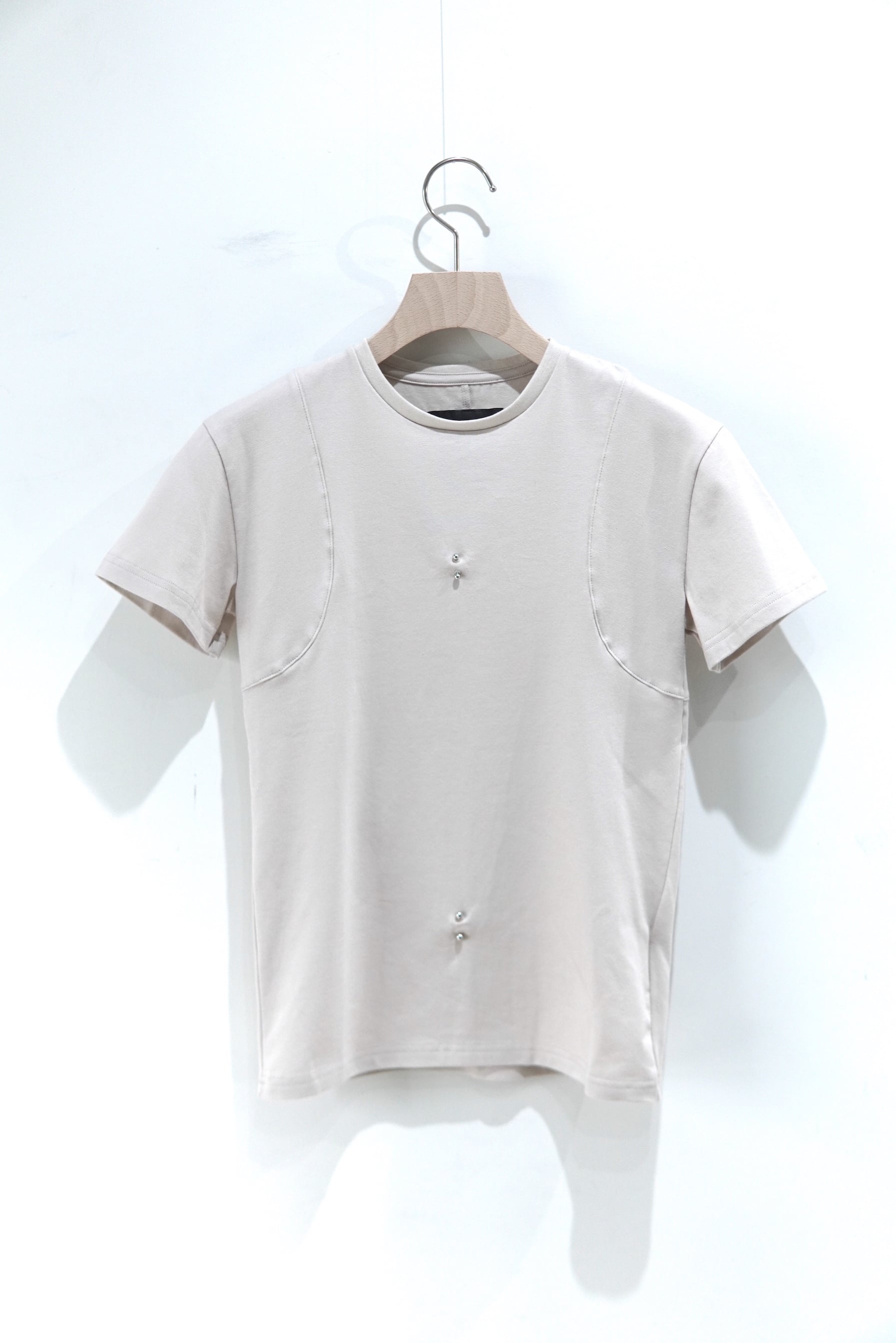 【新品】 cobble du piercing tops cobble du / piercing tops / BEIGE | POETRY