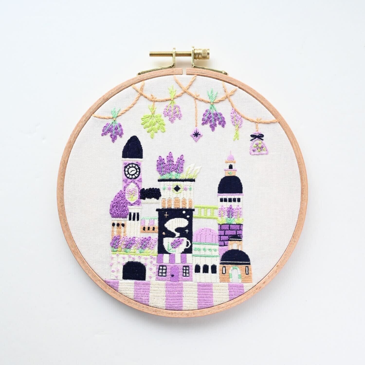 刺繍キット 「ラベンダーの街」《空想街雑貨店》