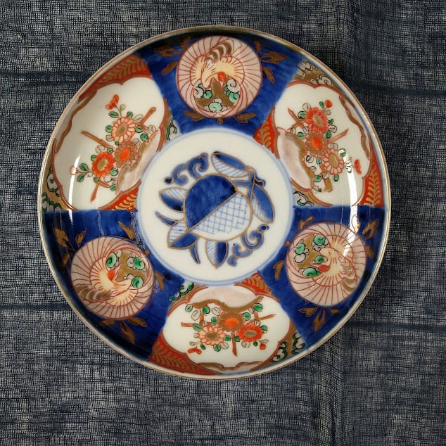 伊万里 色絵金彩 赤絵 錦手 鶴菊 鶴丸 柘榴 平皿 中皿 ツル ザクロ 窓 
