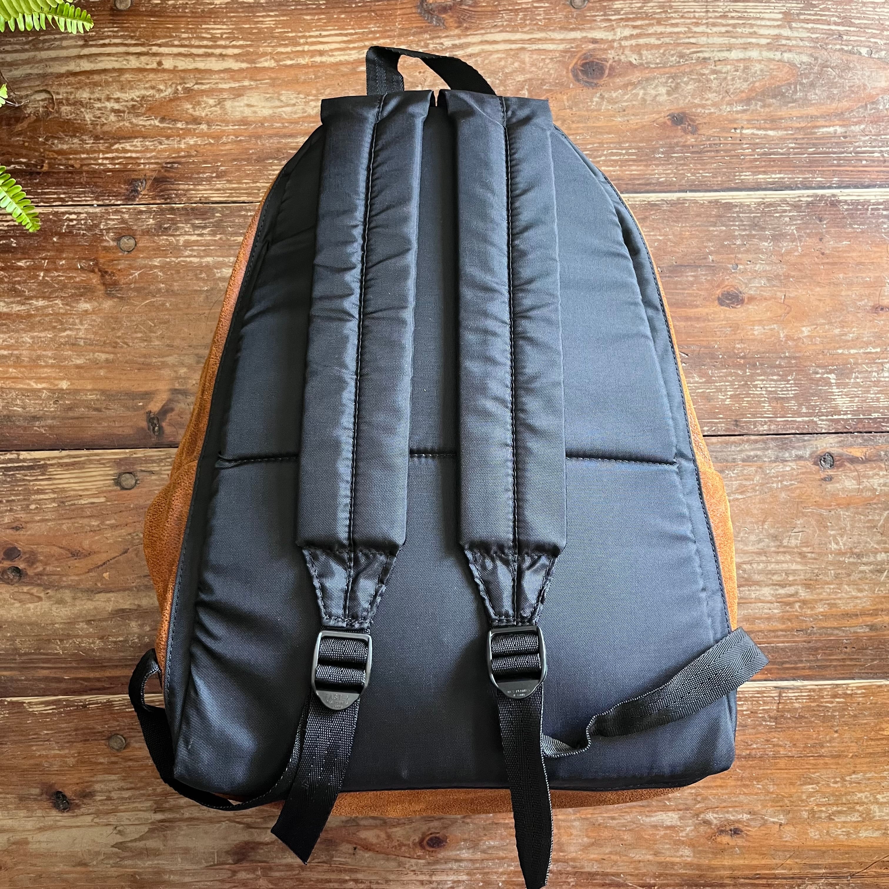 Circa 80's Deadstock Eastpak Leather Backpack/Made in USA | Rei-mart