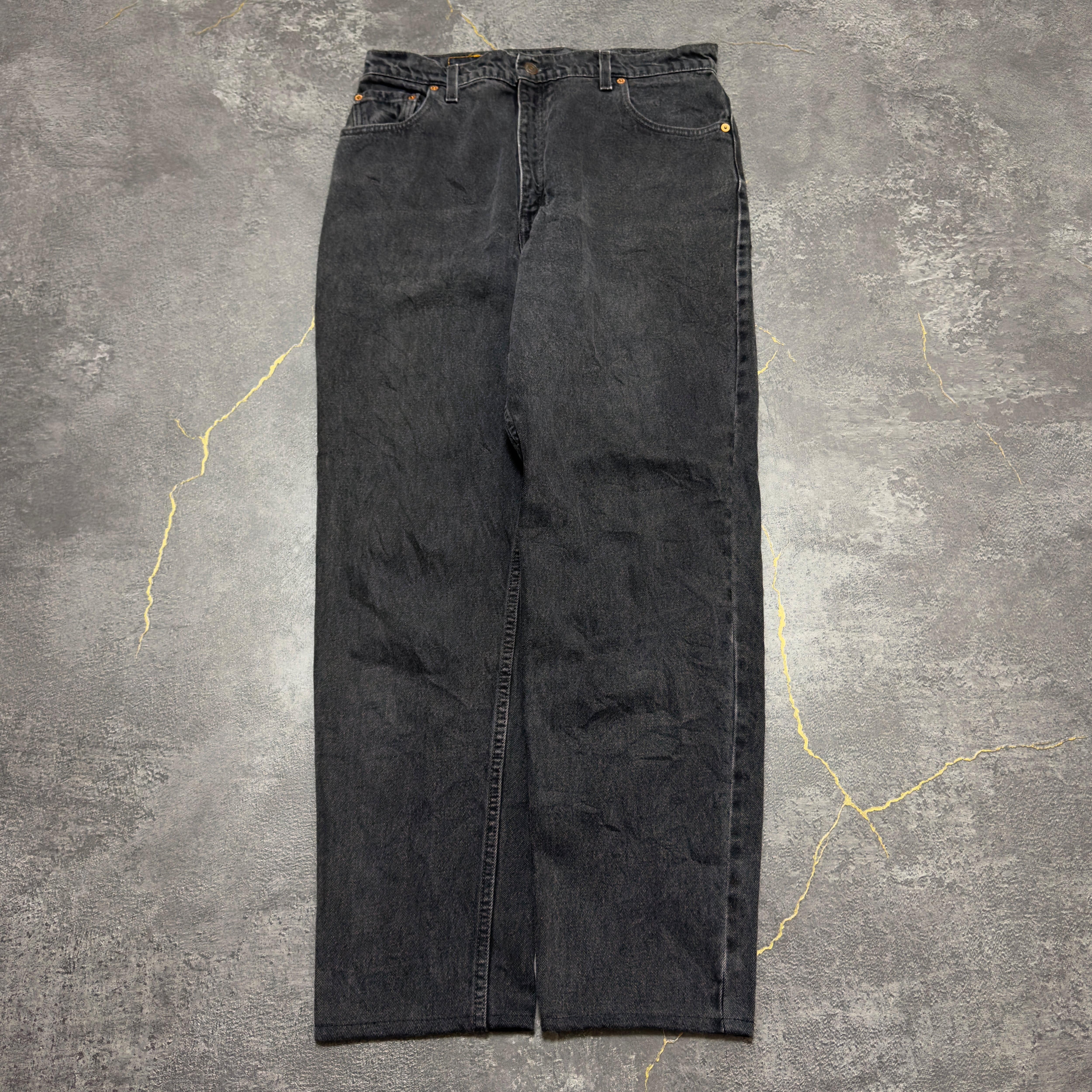 90’s USA製Levi’s 550 ブラックデニム　後染めジーパン　デニム 90s USA製 Levi's 550 リーバイス後染めブラックデニム | Lost Threads
