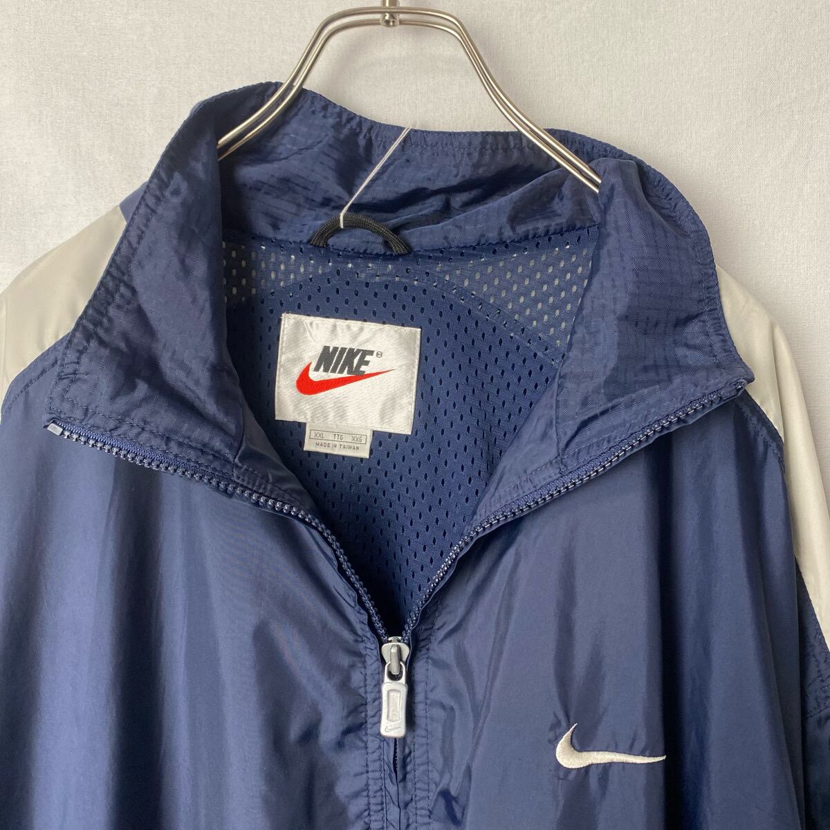 90s NIKE ナイロンジャケット 古着 ナイキ 紺 ネイビー スウッシュ