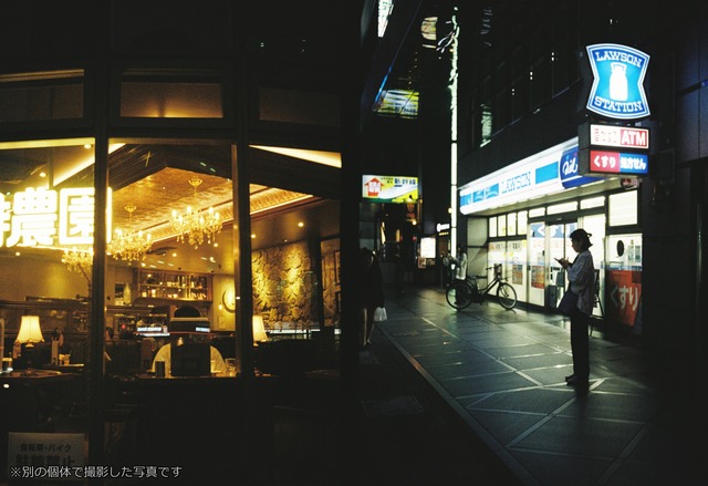 OLYMPUS PEN EE-3 イエロー × ホワイト