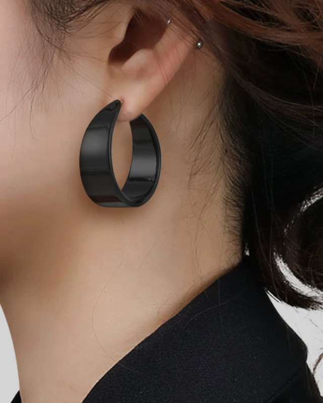 ブラックフープピアス A0410