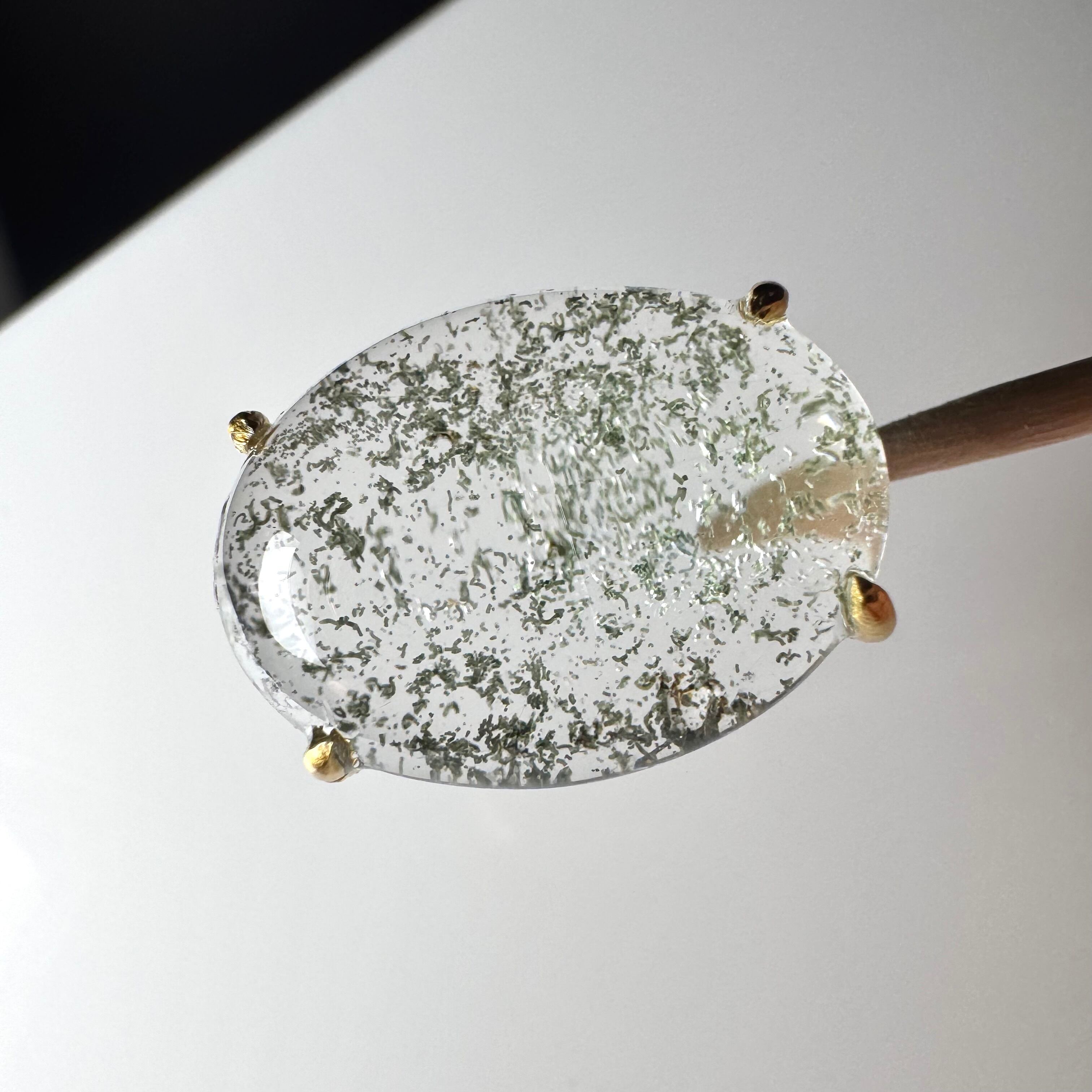 no.E8 原石からお仕立てしたガネーシュヒマール ペンダントトップ兼ブレスチャーム