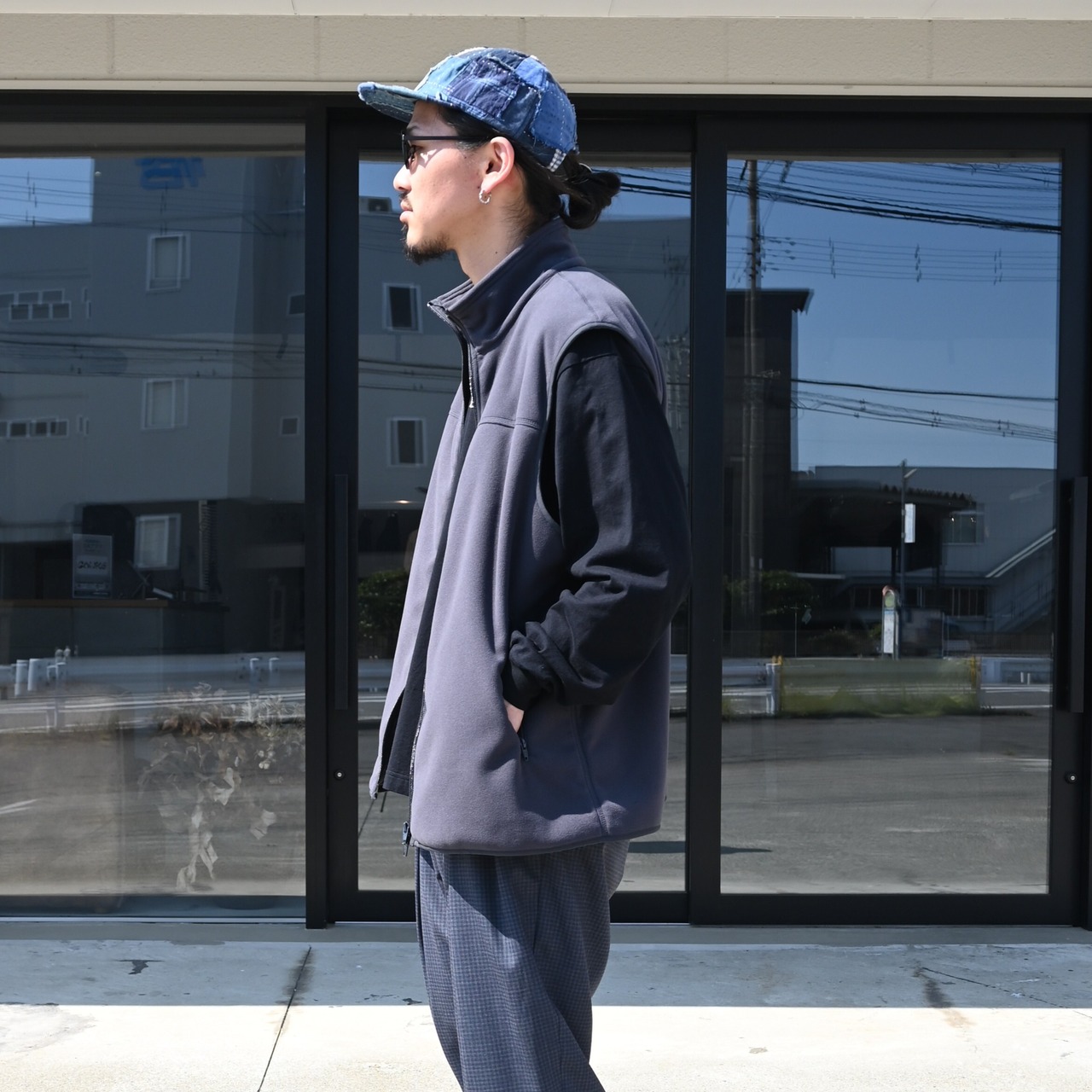 THE DAY / WIND ZONE FLEECE VESTスタイル