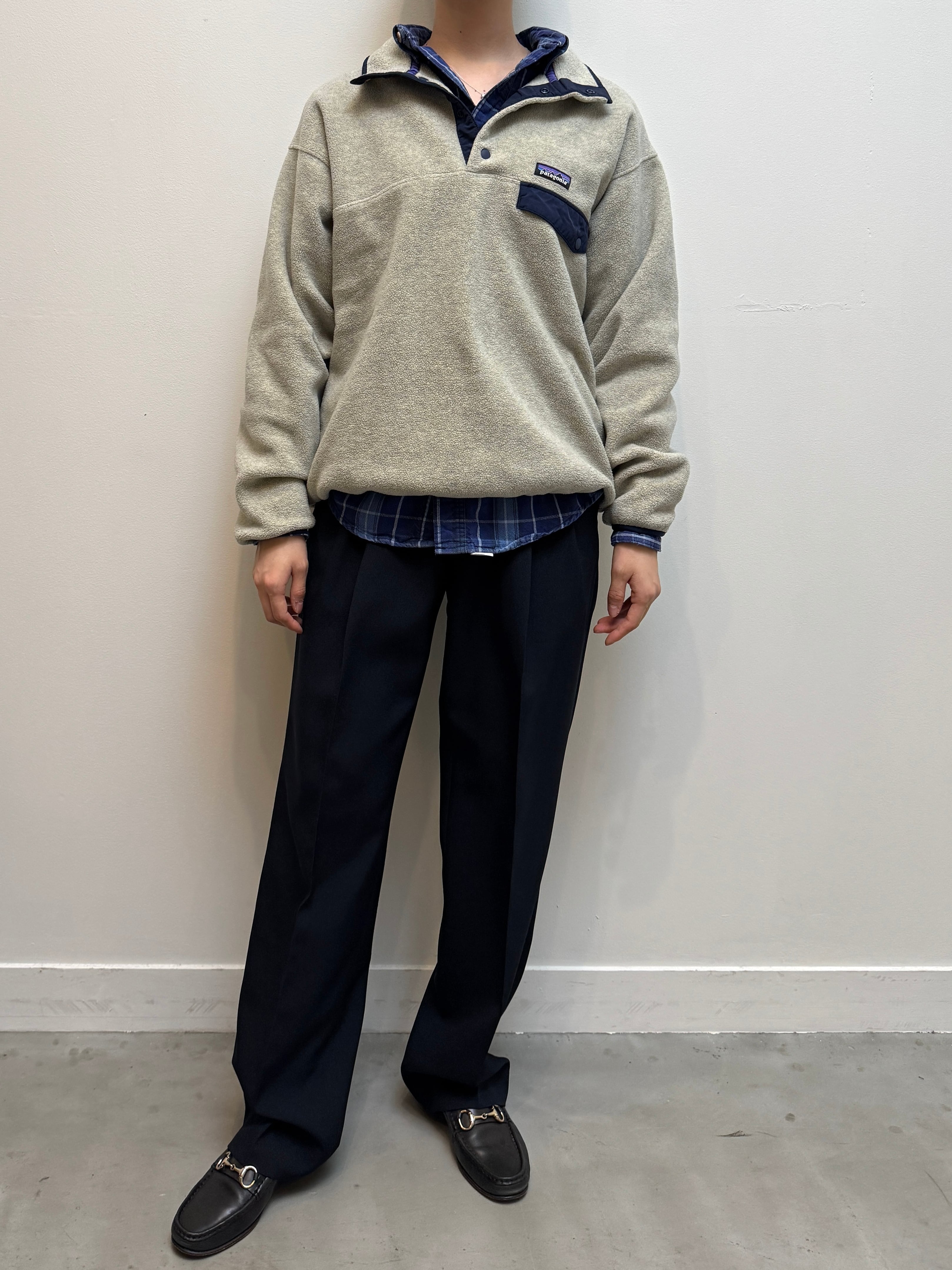 JK18-2 USED patagonia FLEECE JACKET -BEIGE-
