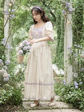 【0023】Striped Back Ribbon Retro Short Sleeve Dress