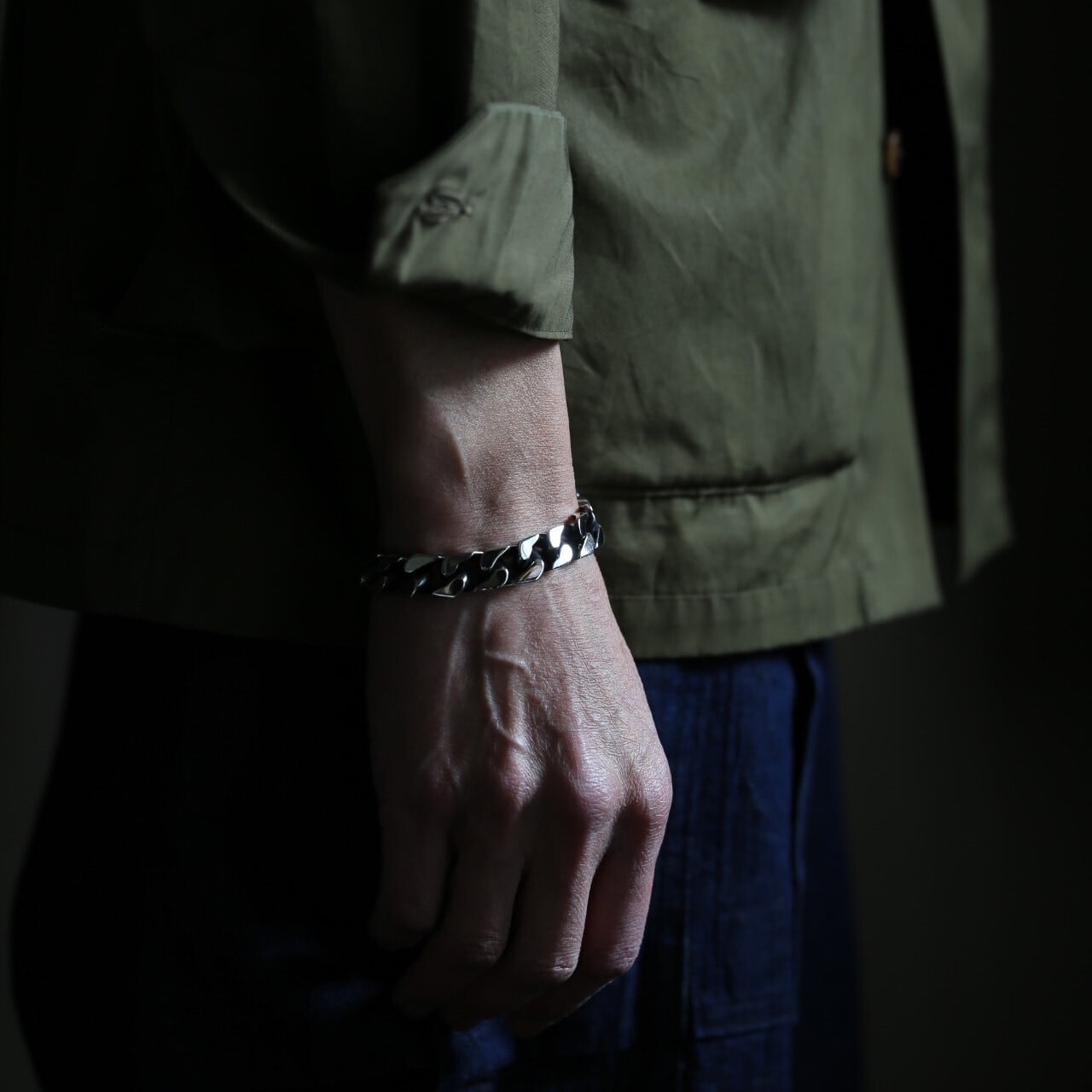 プライベートアイズオリジナル　 3-Row ストレートブレスレット プライベートアイズオリジナル 3-Row ストレートブレスレット