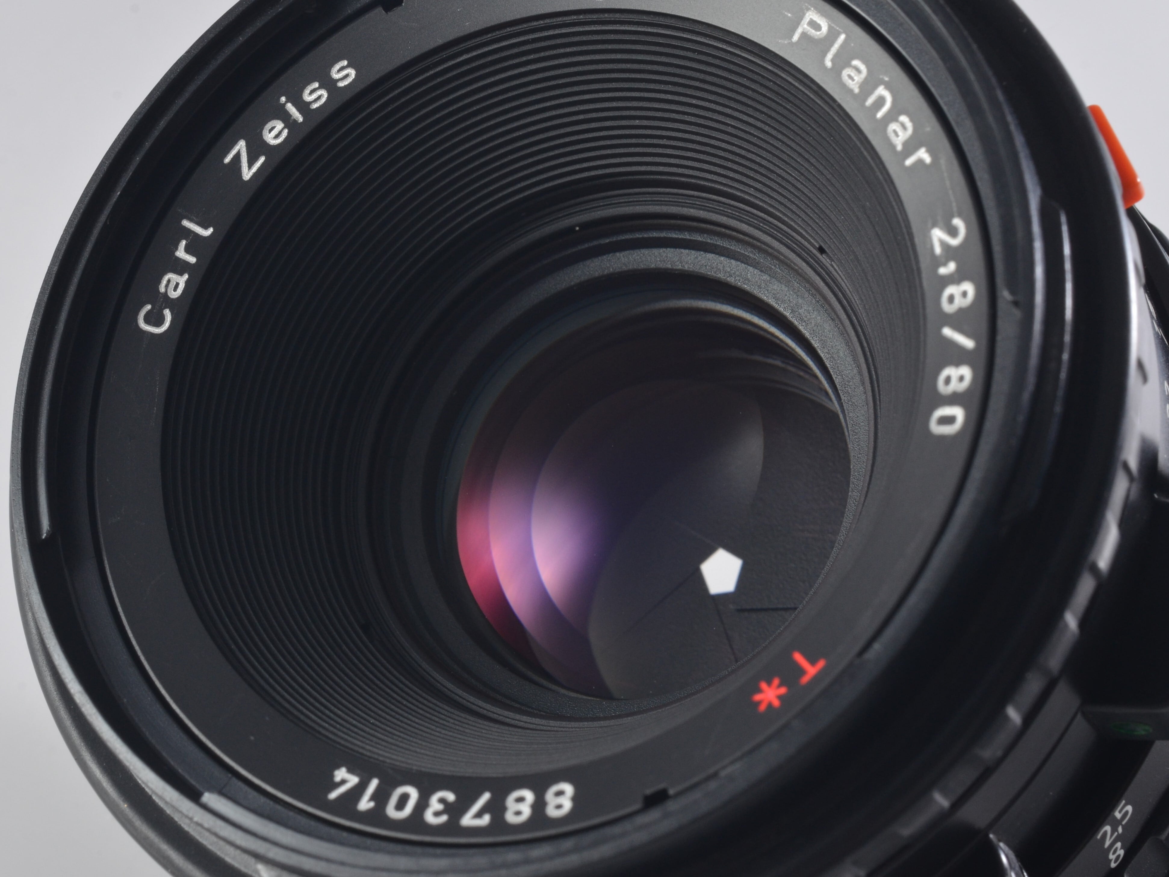 Hasselblad 503CW /Carl Zeiss Planar T* 80mm F2.8 CFE A12 IV Hasselblad 503CW /Carl Zeiss Planar T* 80mm F2.8 CFE A12 IV