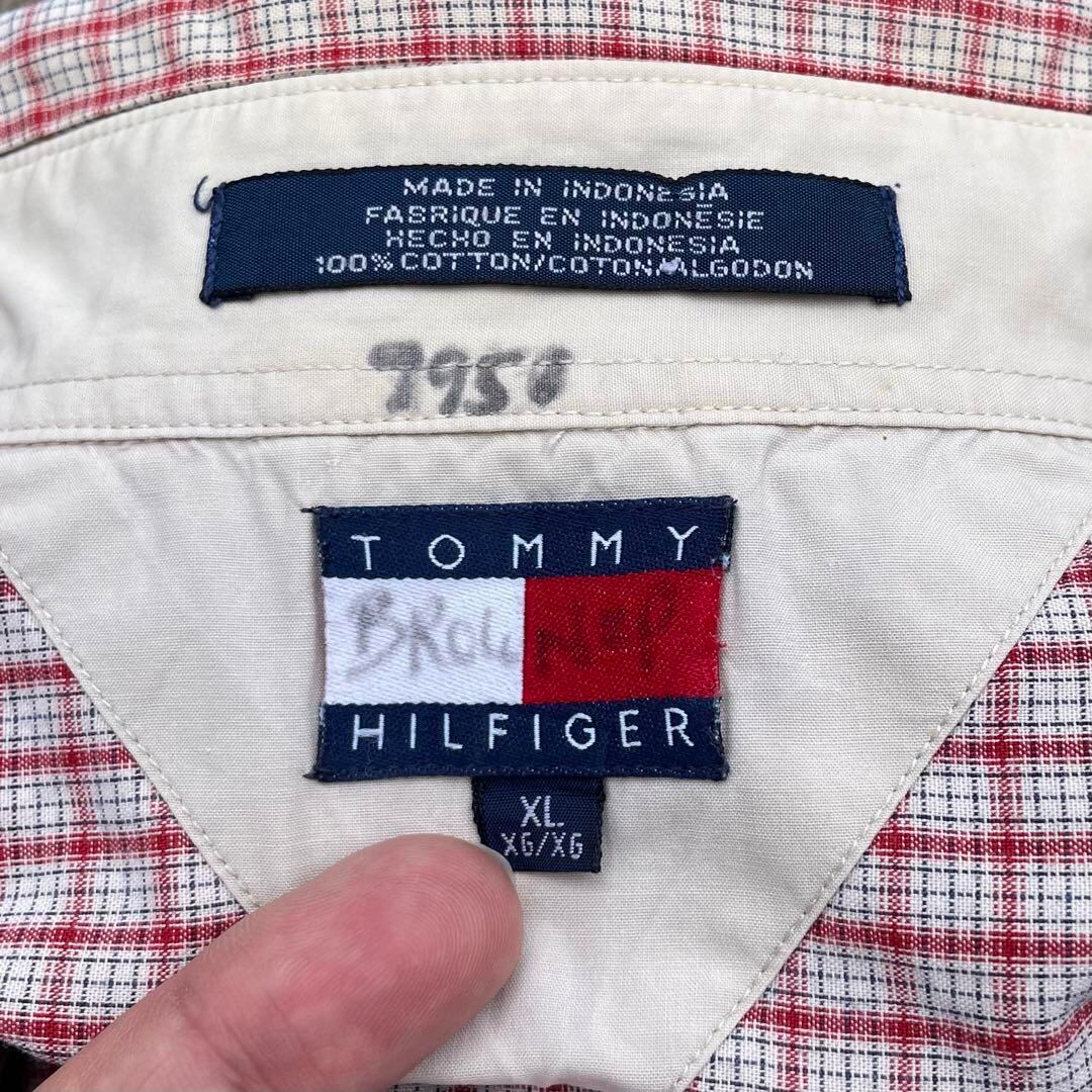 XLサイズ】TOMMY HILFIGER 00's ロゴ刺繍 チェック柄 古着 L/S XLサイズ】TOMMY HILFIGER 00's ロゴ刺繍 チェック柄 古着 L/S
