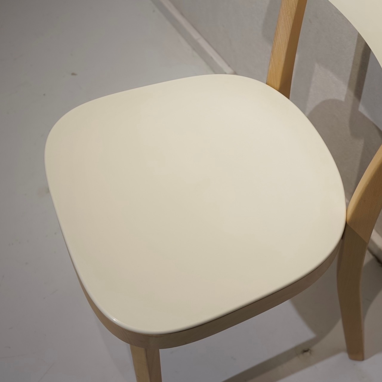Vitra ヴィトラ Basel Chair バーゼルチェア ダイニングチェア アームレス チェア 椅子 北欧 ナチュラル モダン