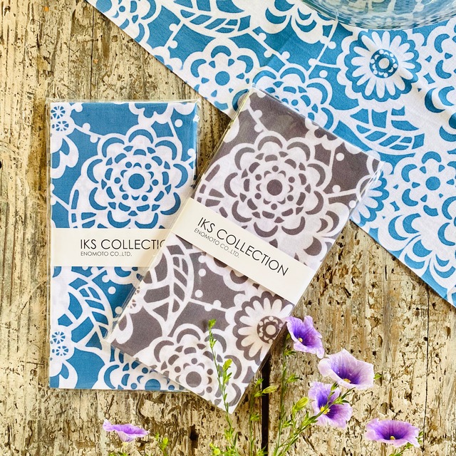 クラシカルな花柄の手ぬぐい　2カラー