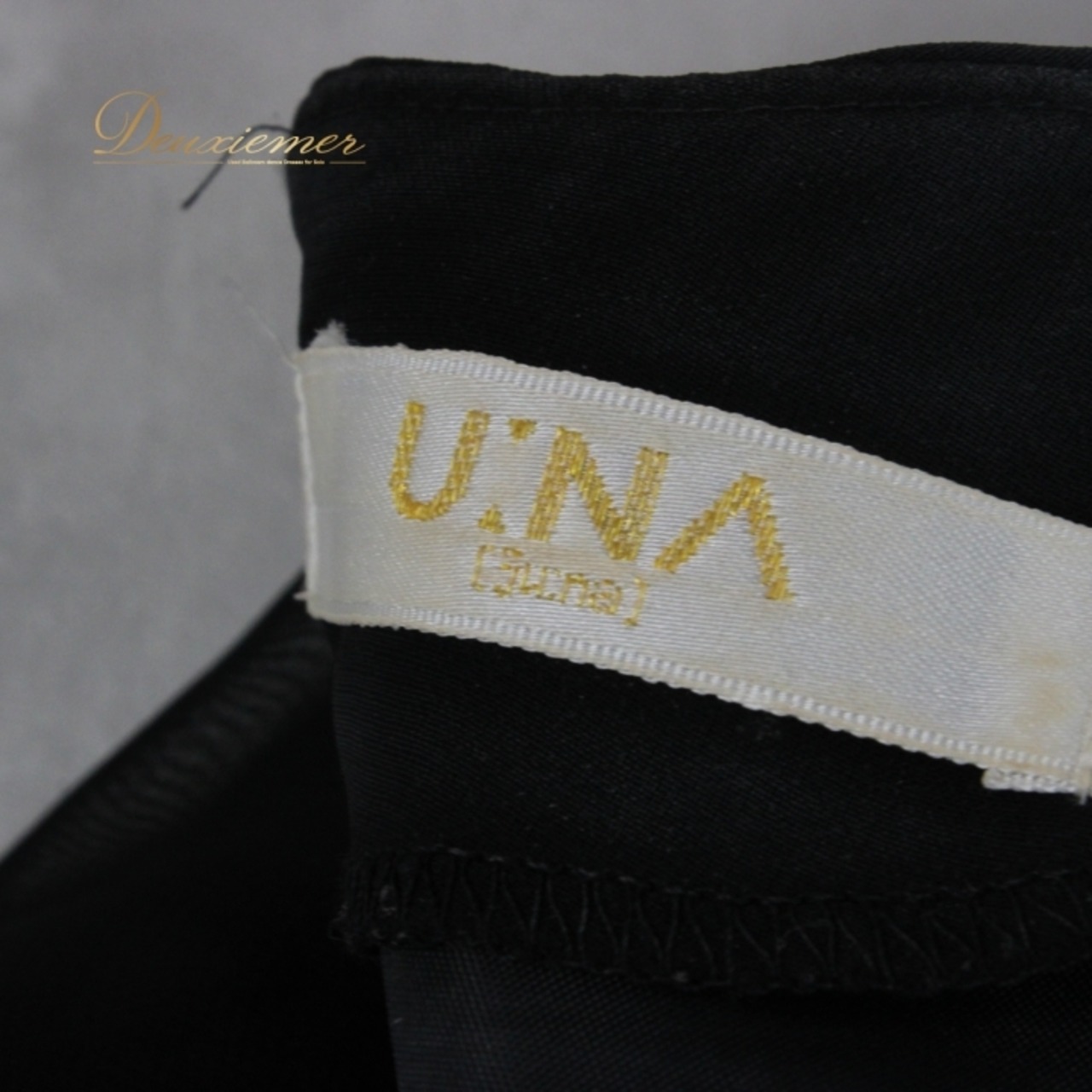 社交ダンス 衣装 スタンダード トップス レッスンウェア レディース 黒 ラインストーン ブラック系 U:NA ユーナ 花柄 フォーマル 練習着 アーバンブラック ウエストゴム ファスナー おしゃれ 伸びない 袖あり デザイン トップス 重ね着 花飾り ストーン装飾 パーティー用 講師用 ダンスwear レディースファッション ユニーク 薄手 長袖 フェミニン スタイリッシュ ステージ衣装