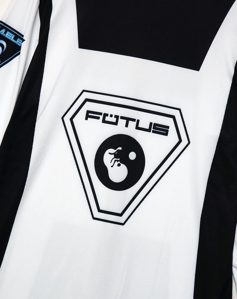 FÖTUS × AIKA ELECTRONICS ロングTee【WHITE】 ／AIKA ELECTRONICS