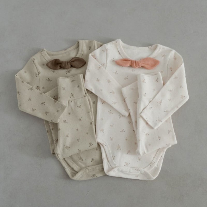 【BABY】秋新作 花柄ロンパース