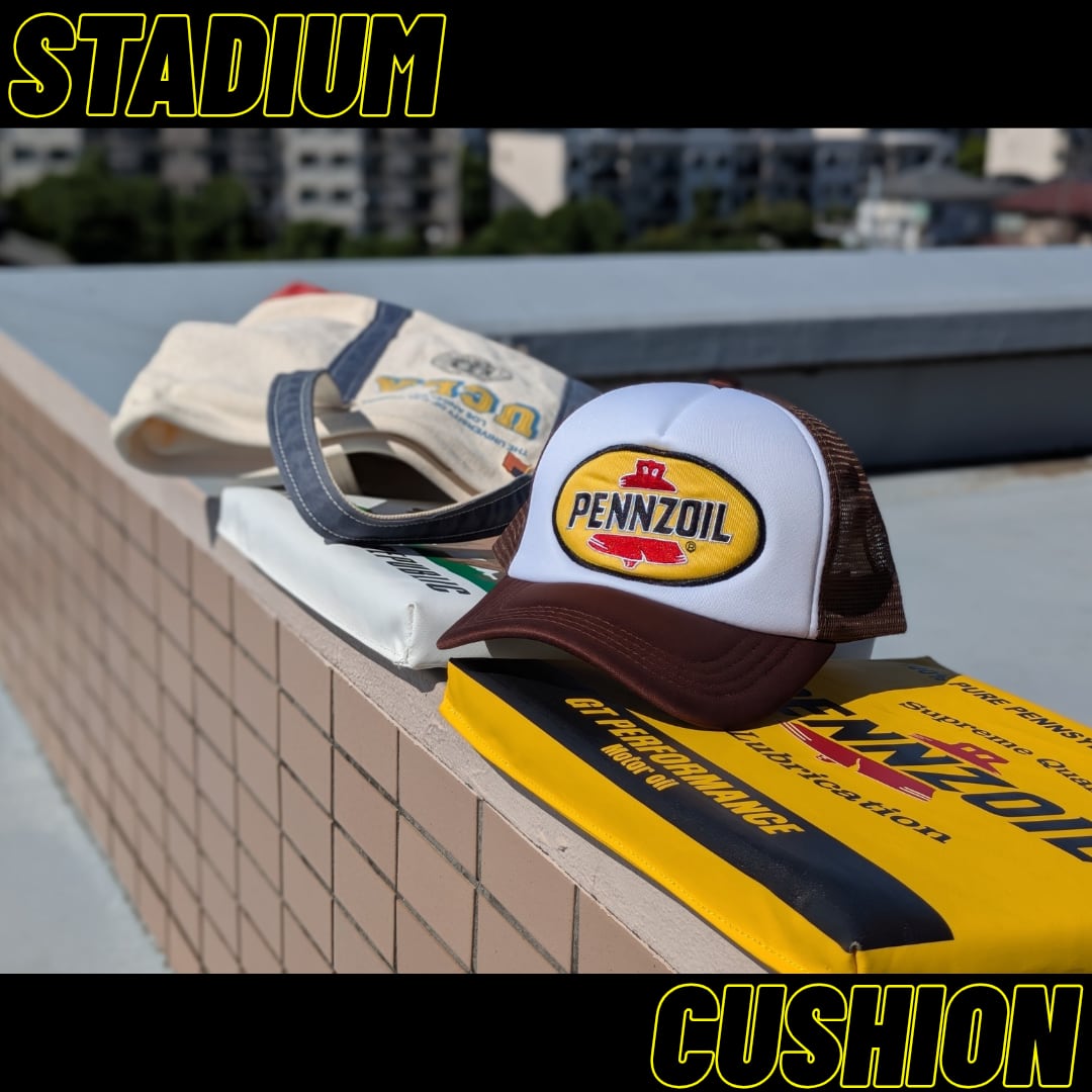 【 STADIUM CUSHION / スタジアム クッション 】 The State of California  / カリフォルニア州旗 / Pennzoil / ペンズオイル〚アメリカン雑貨 アメトイ〛