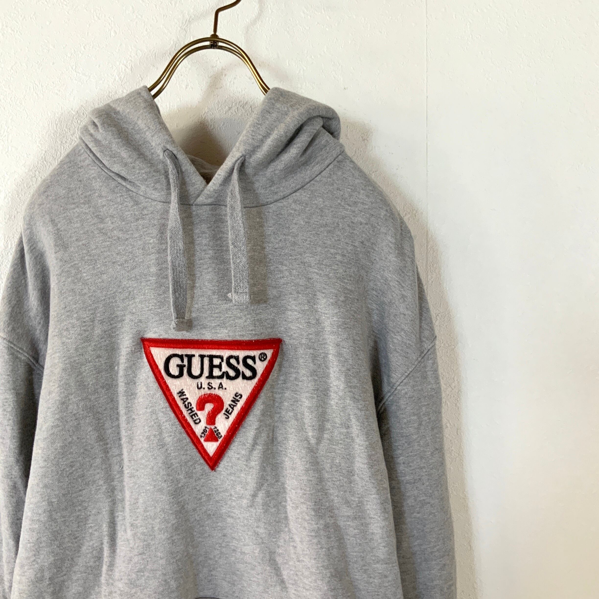 GUESS ゲス ビッグロゴ フーディパーカー