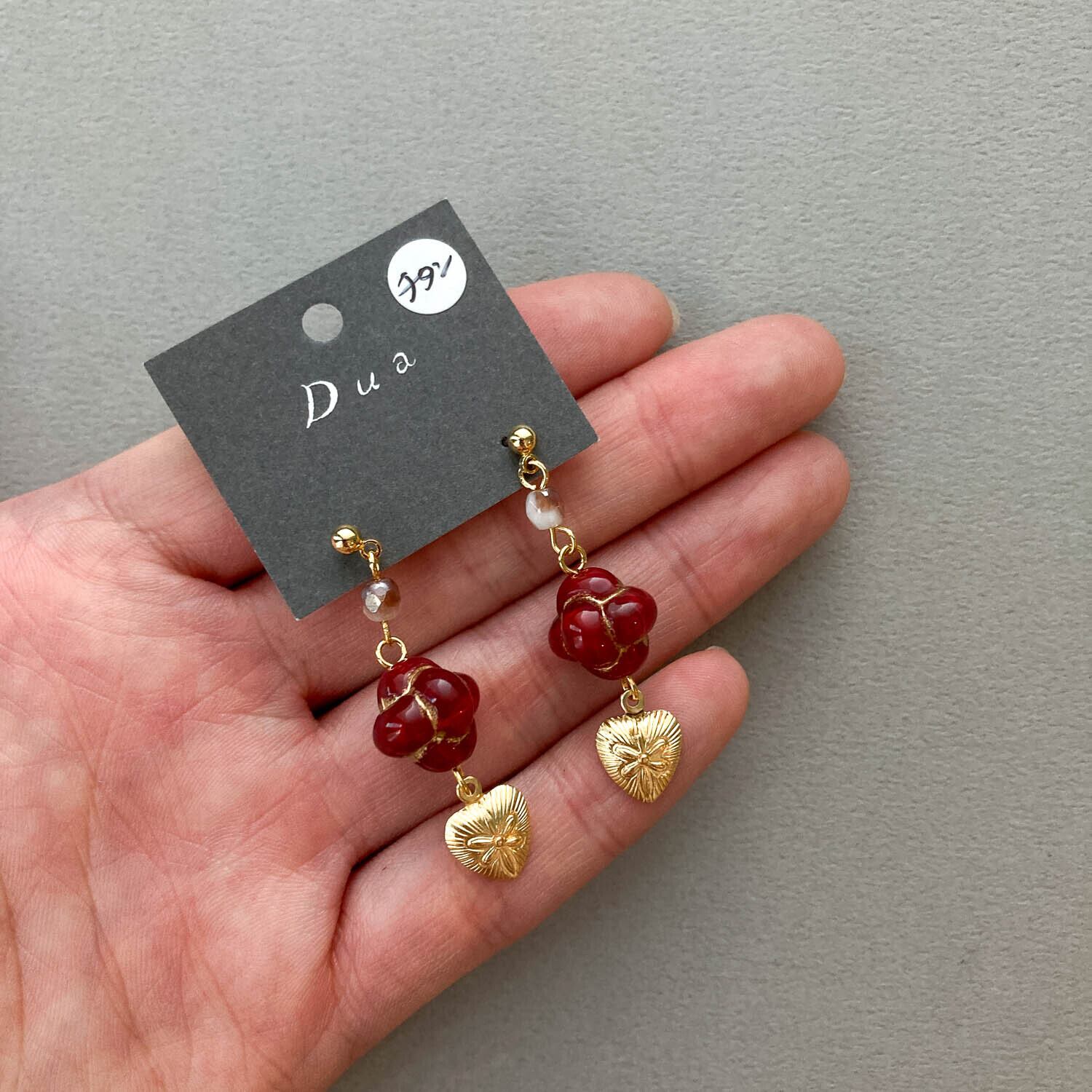 ぽこぽこボルドービーズと真鍮ハートの〈ピアス/イヤリング〉 | Dua