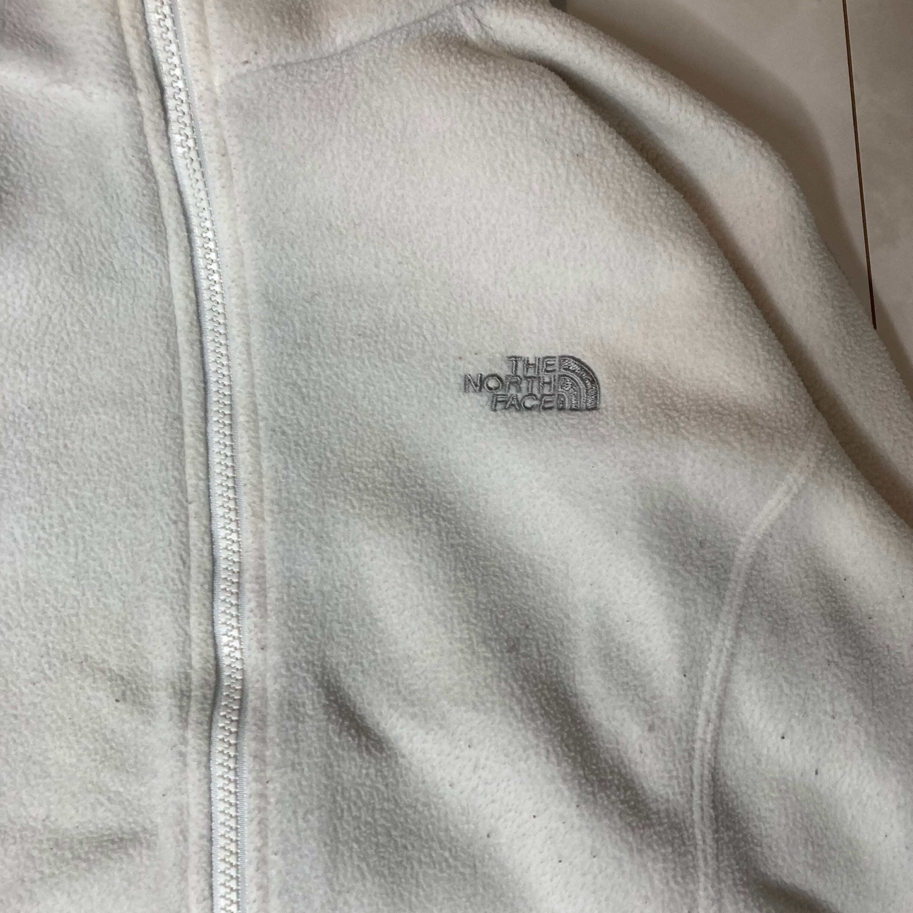 ラグランスリーブ】THE NORTH FACE フリースジャケット M 刺繍 ラグランスリーブ】THE NORTH FACE フリースジャケット M 刺繍