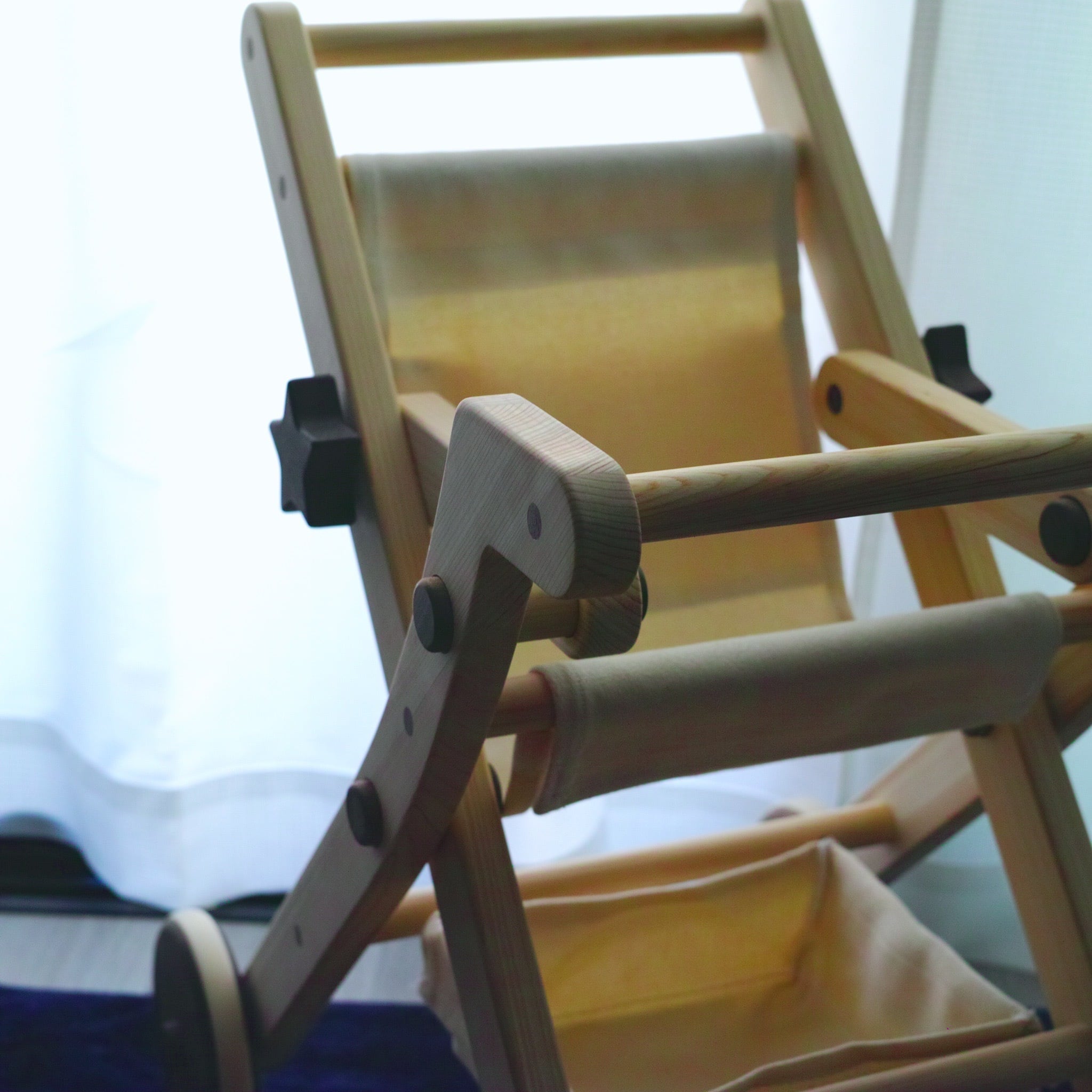 ドールバギー Doll Buggy ｜ 歩く練習 ごっこ遊び | 木のおもちゃ 家具