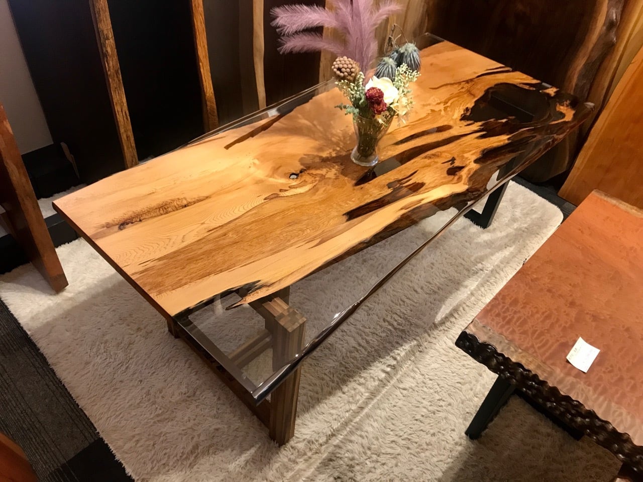 屋久杉 レジンテーブル 1980×880×40 20847 | 千年家具 - 一枚板 