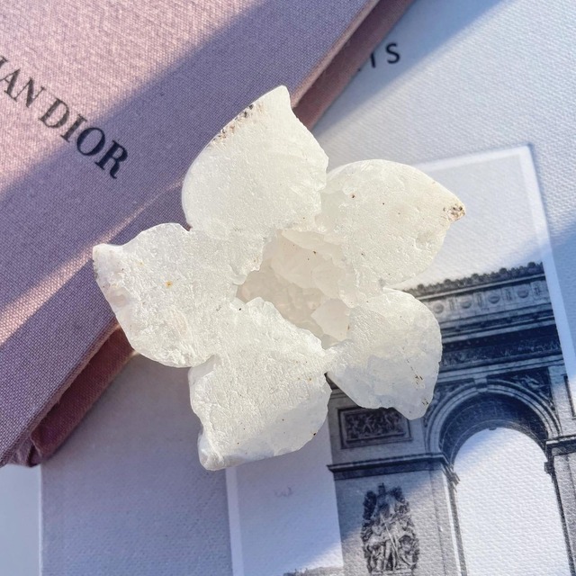 White Agate Druzy Flower 7