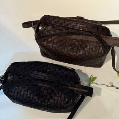 ブラックのみ再入荷しました、貴重品です。