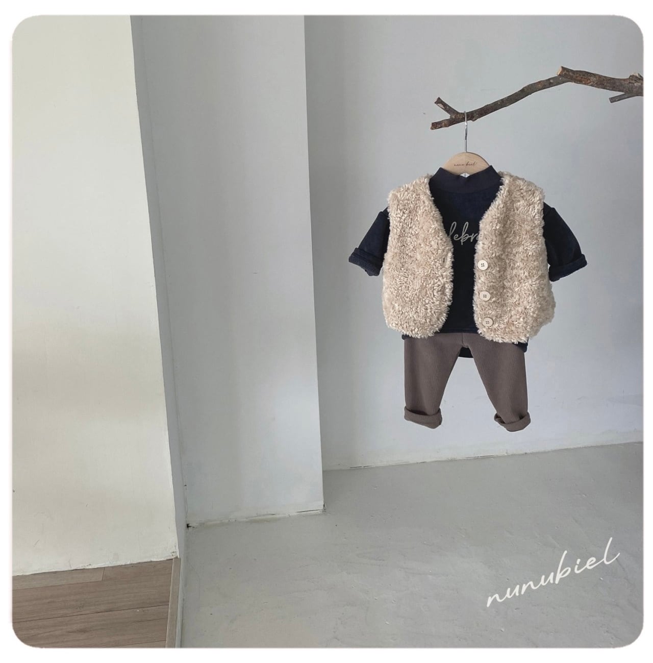 残り1点 即納⌇110cm もこもこ ベスト