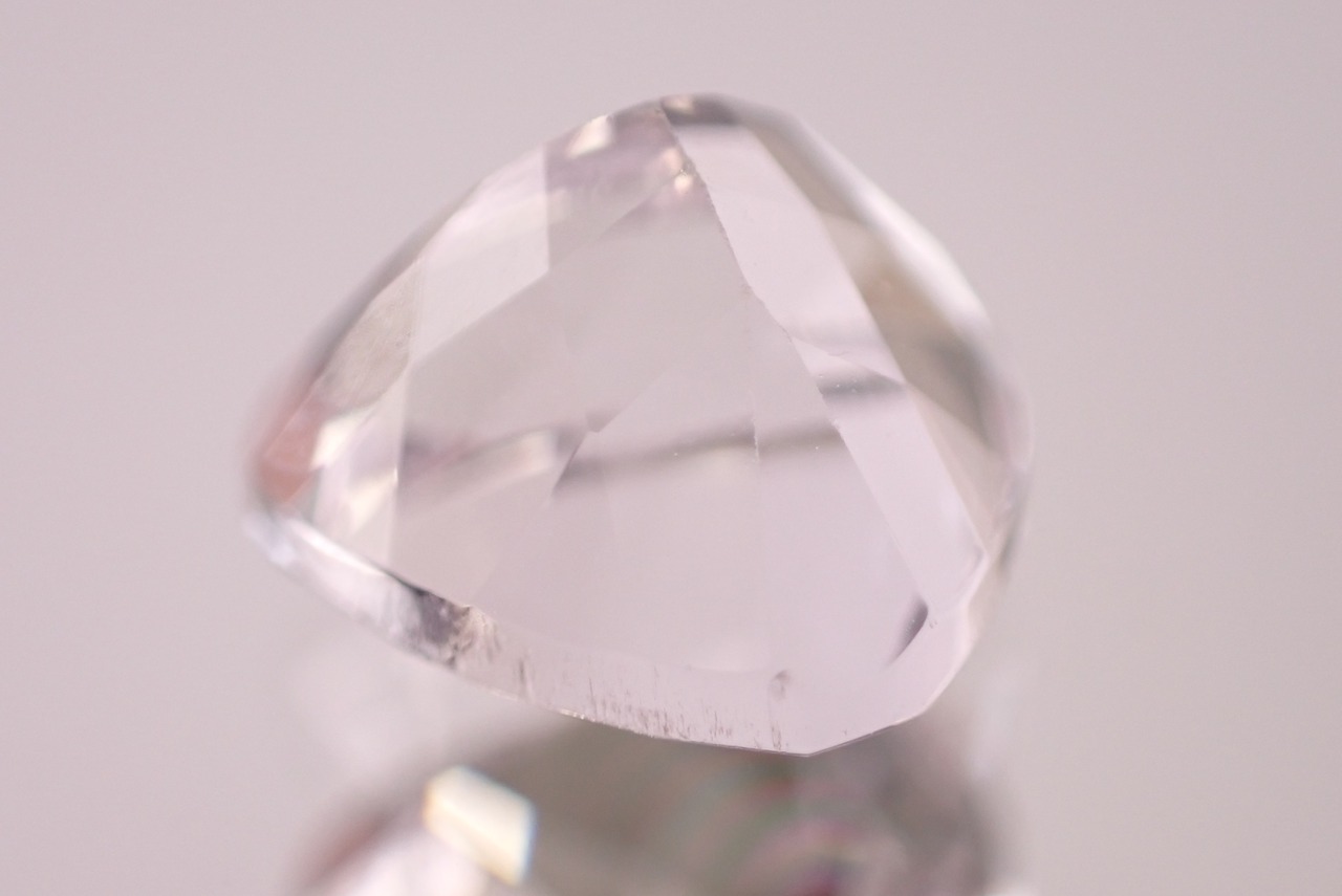 クンツァイト　1.58ct　[D3-208]