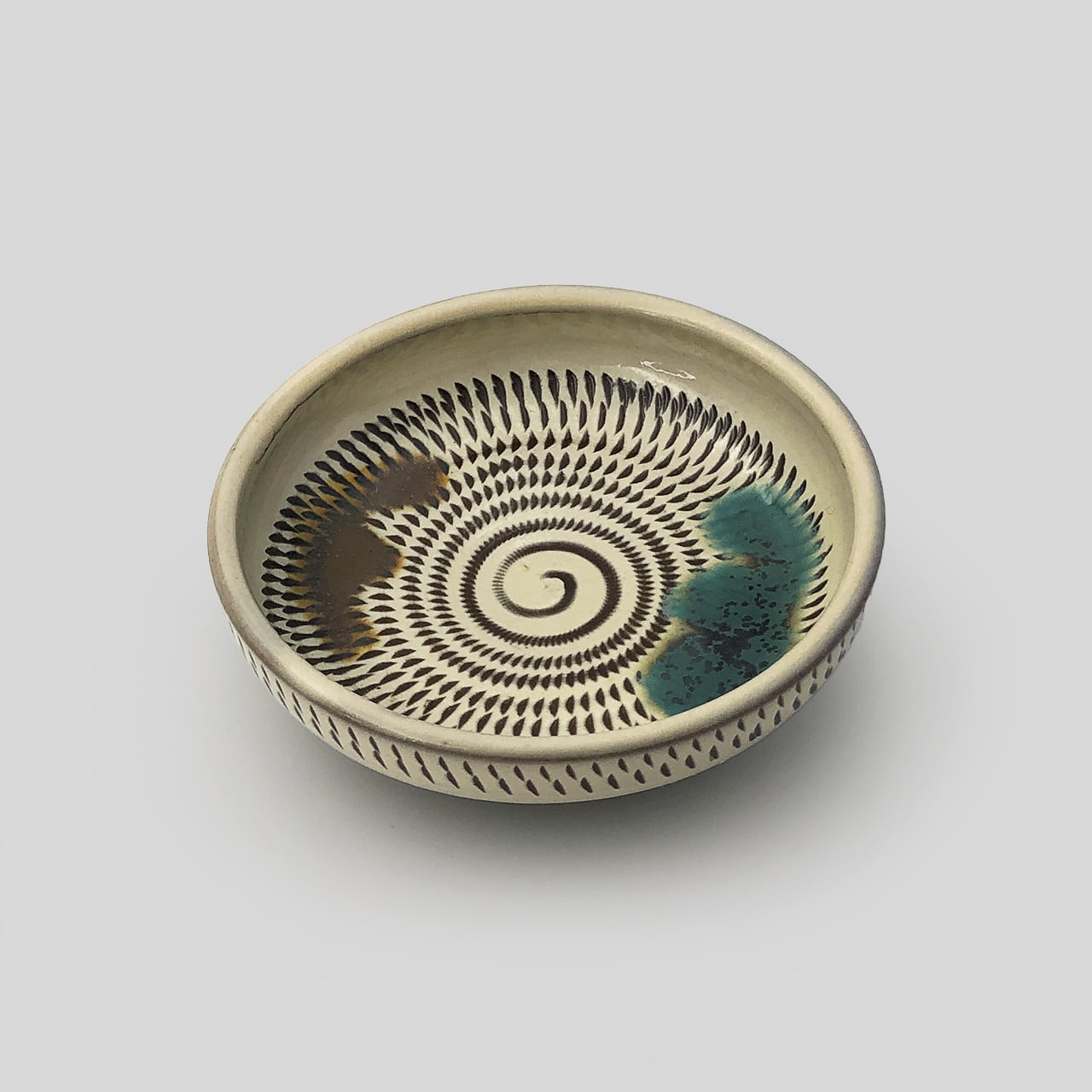 小鹿田焼「丸皿（飛び鉋）３寸～７寸」５枚組【 送料確認用出品 】 小鹿田焼「丸皿（飛び鉋）3寸～7寸」5枚組【 送料確認用出品 】