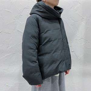 Midi Umi フード付きショートダウンコート