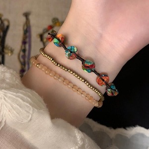 ハンドメイド おしゃれ 民族風 カラフル 手作り ブレスレット