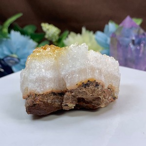 9.可愛い色合いシトリン原石クラスター