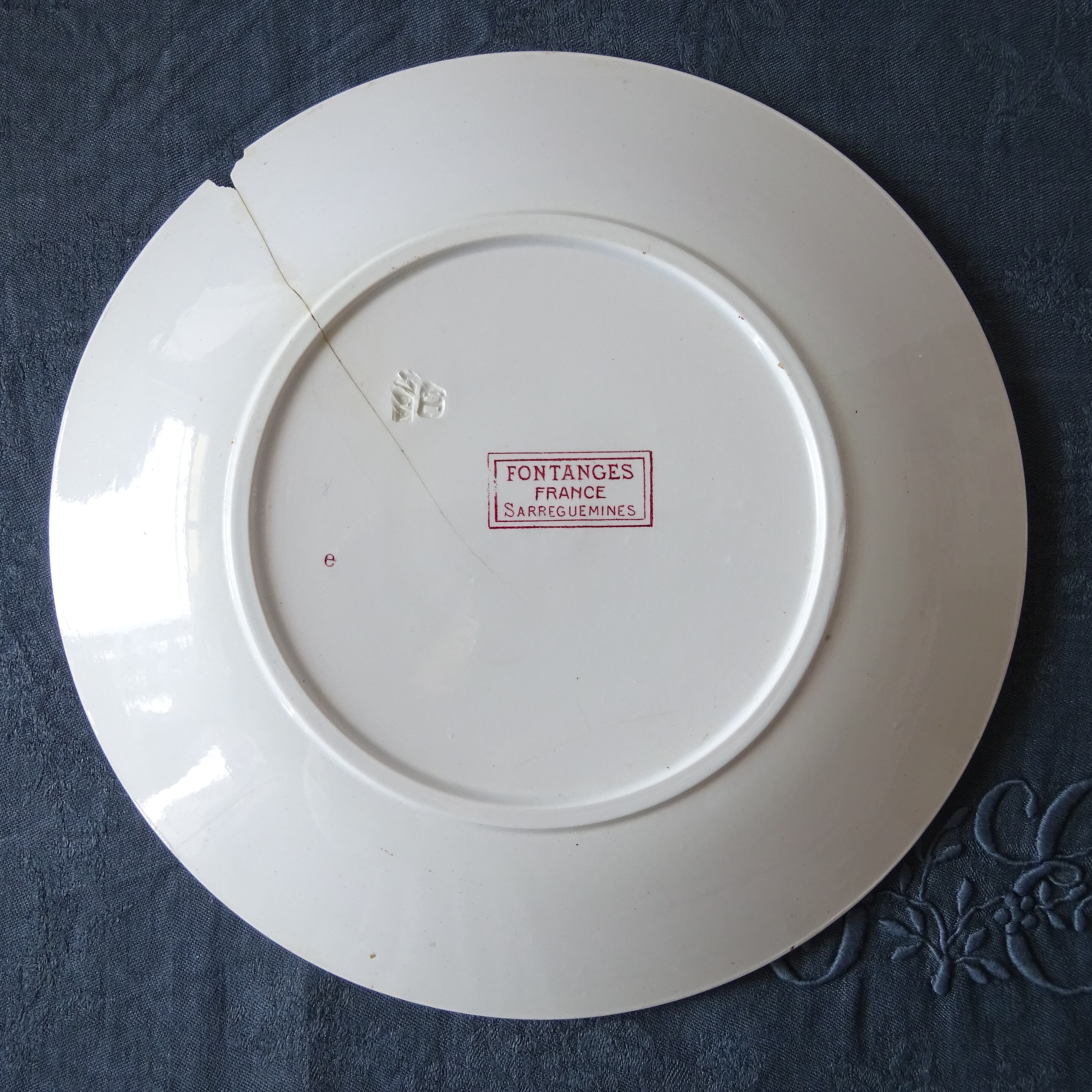 【 Épuisé 】【金継ぎ用】Sarreguemines＊modèle《FONTANGES》assiette plate pour Kintsugi (D)