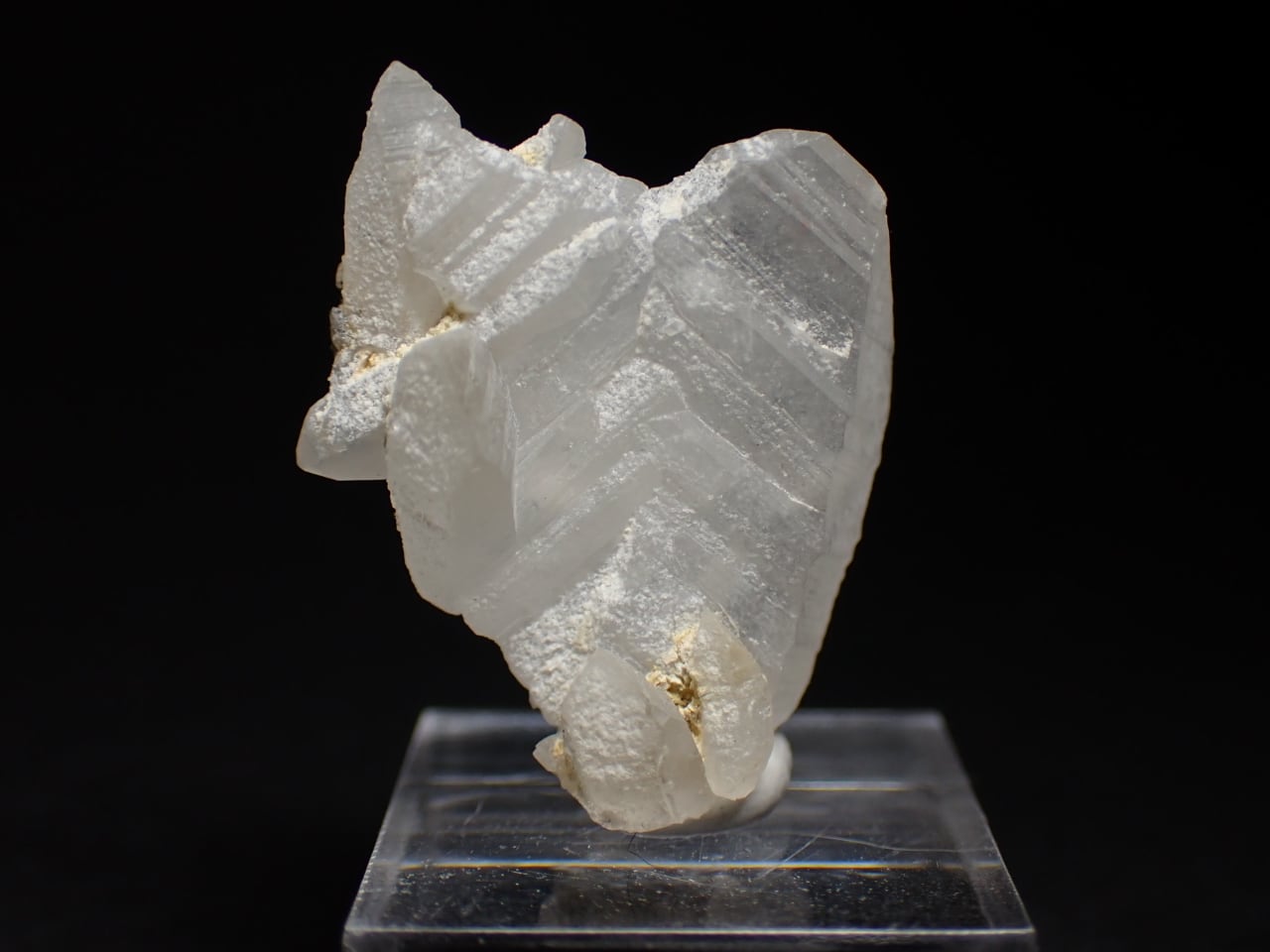 マダガスカル産 日本式双晶/Japan-law twin Quartz 原石 A-QRZ635