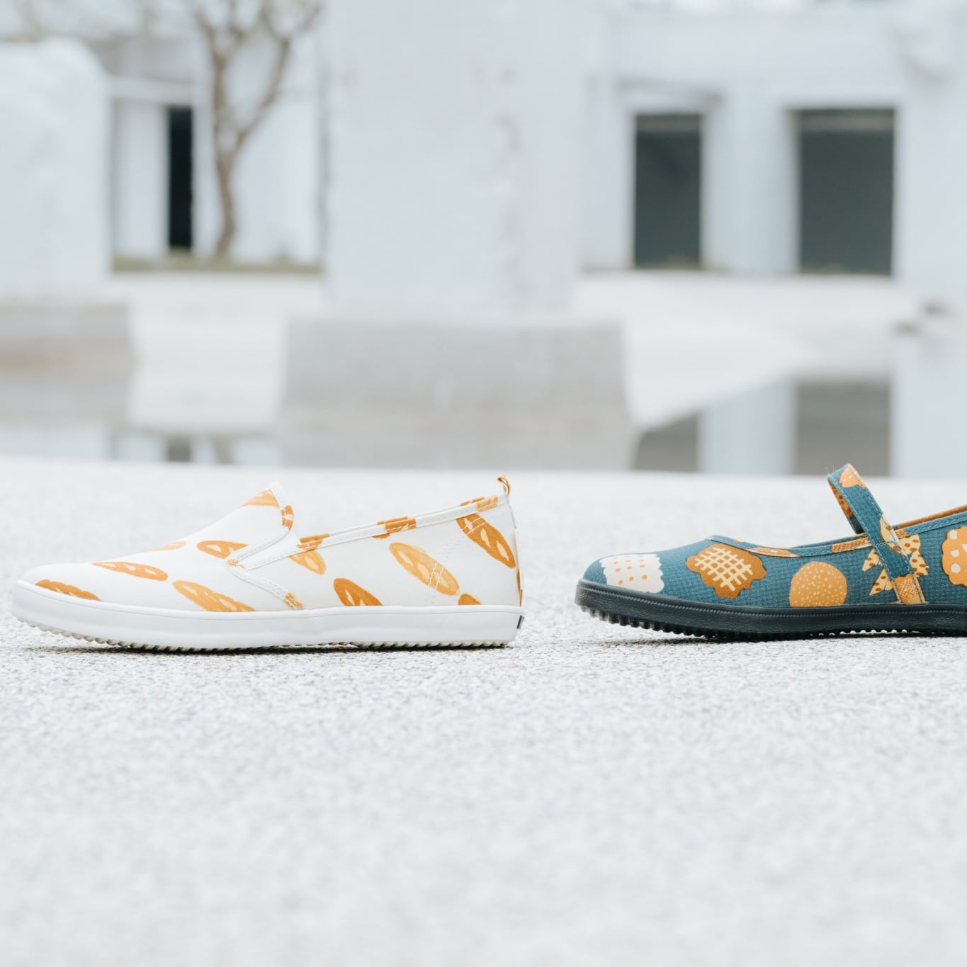 gochisou×hanamikoji コラボレーションシューズ クッキー柄 ストラップ