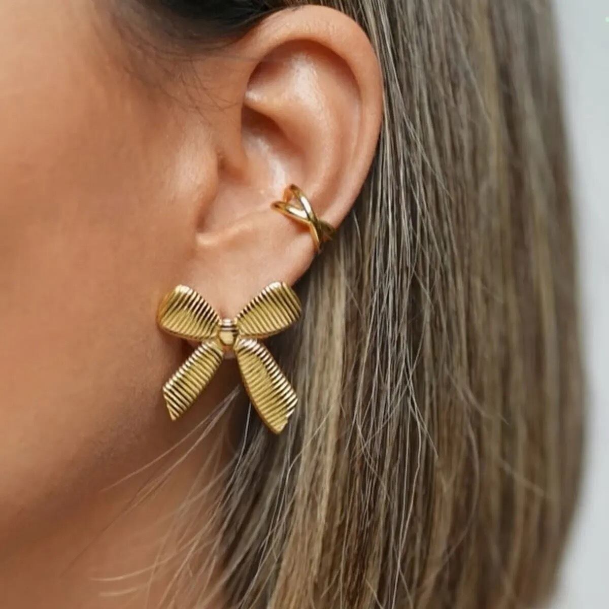 金アレ対応 316L 18k 大ぶりリボンピアス、リング(0581)