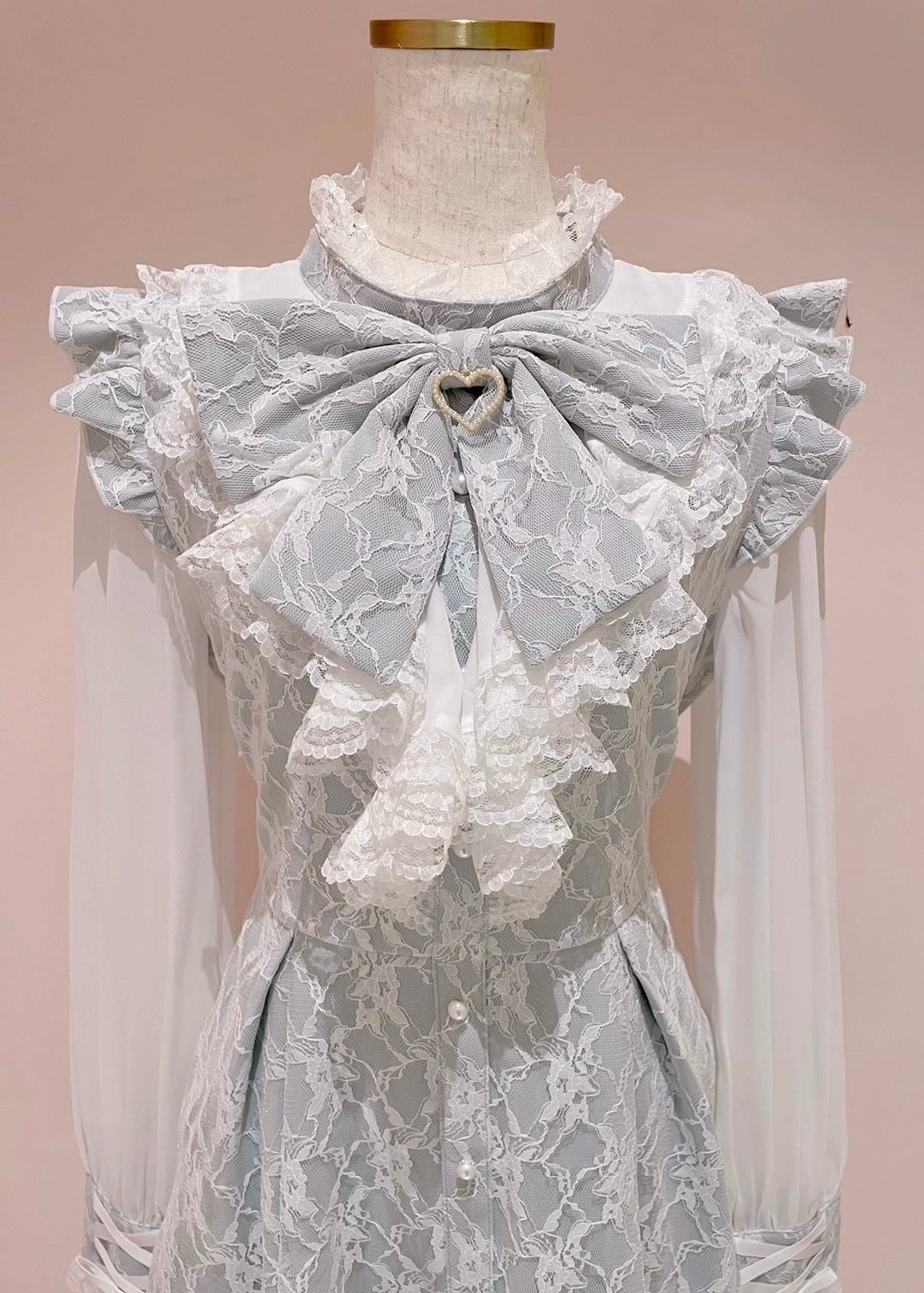 新品未使用】meing. 付き纏う tie frill blouse ミイン yuiko