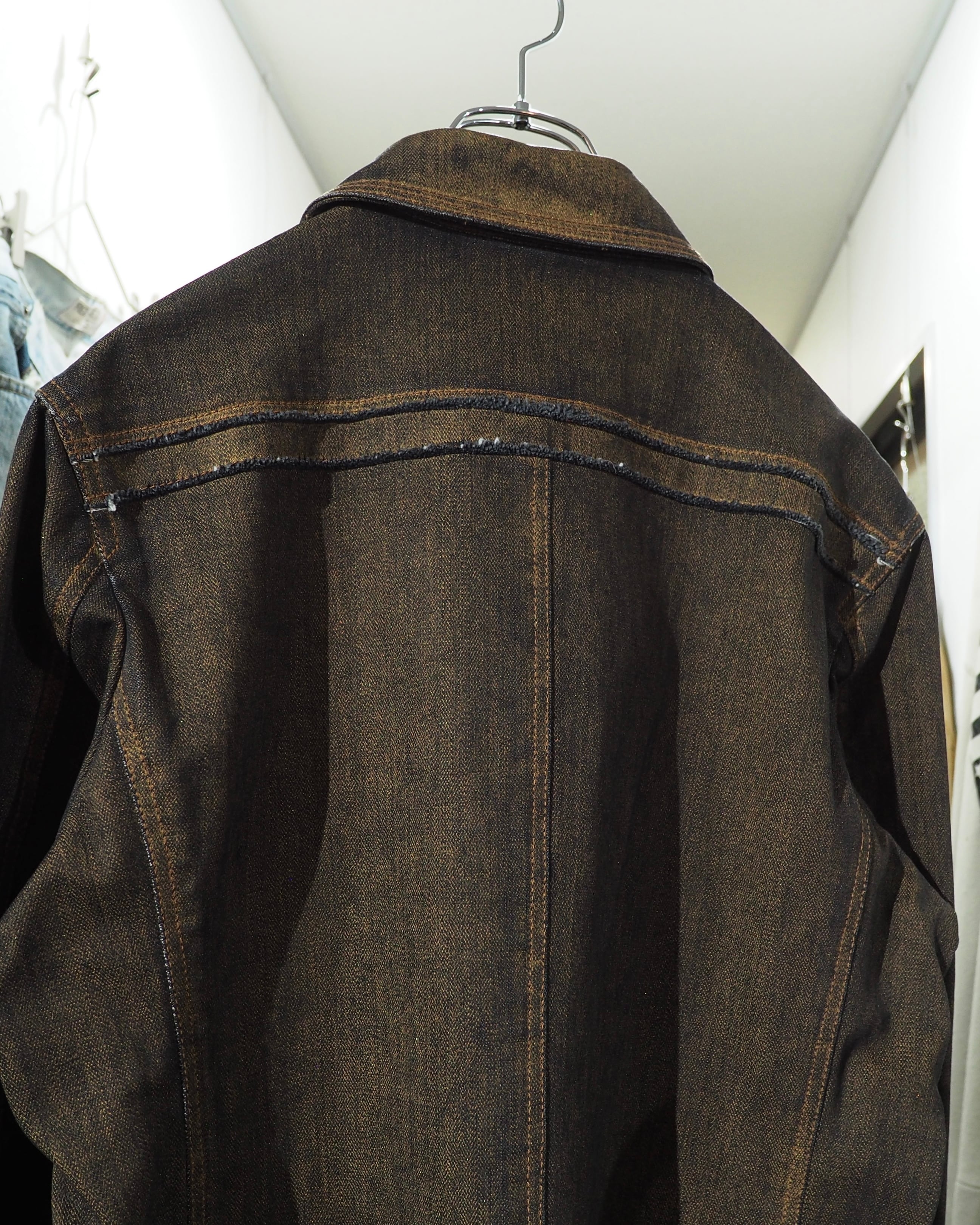 " ELLE HOMME " Beautiful Coating Processing × Western Details Denim Trucker Jacket