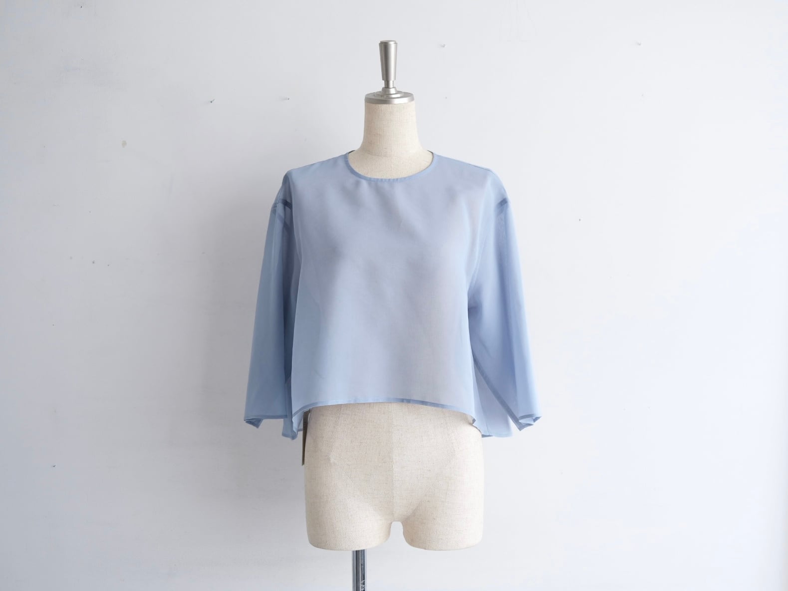 TENNE HANDCRAFTED MODERN 