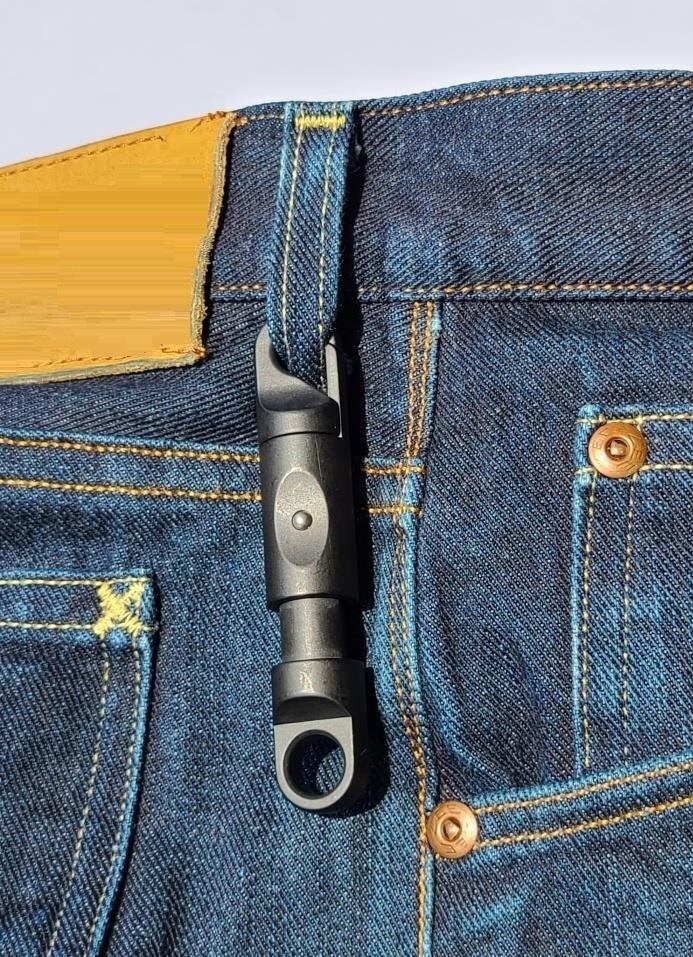 k88 》 8.8 cm LE Hook Carabiner SWISS MADE | LE Hook