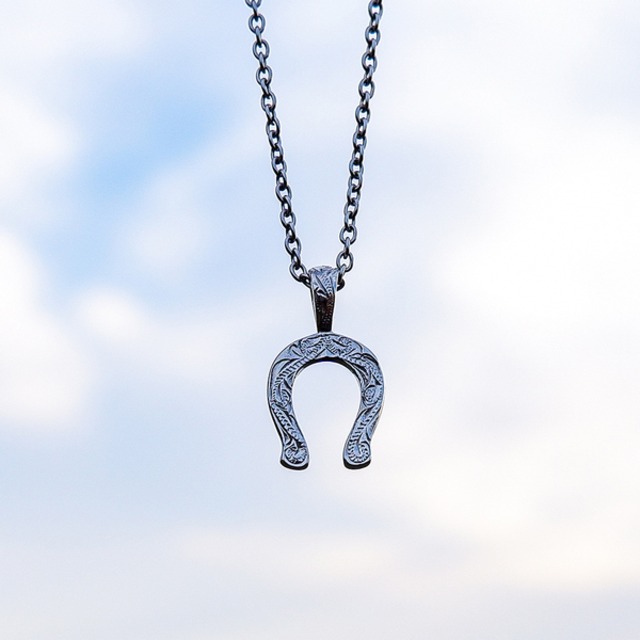 horseshoe necklace(small)