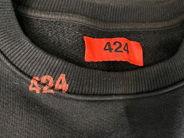 424 STENCIL CREW NECK SWEATSHIRT   BLACK MEDIUM 40II1556