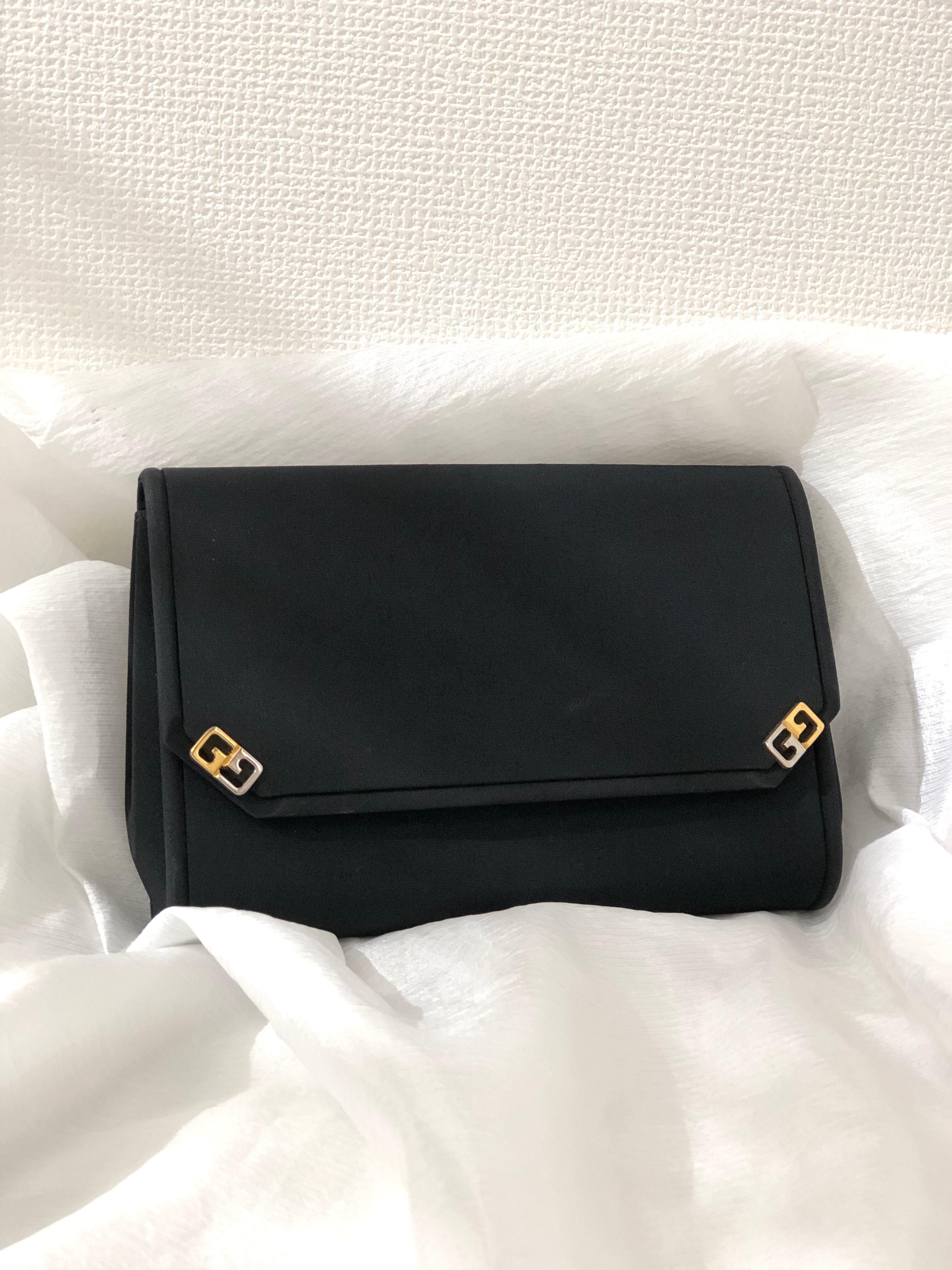 GUCCI グッチ　GGモチーフ　サテン　クラッチバッグ　ブラック　vintage　ヴィンテージ　オールドグッチ　axi4gv |  VintageShop solo powered by BASE