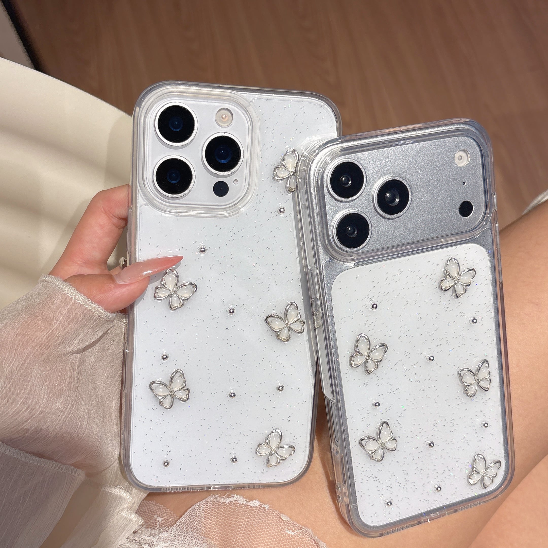 立体 蝶々 iphone 17 16 15 14 13 12 クリアケース おしゃれ ラメ入り