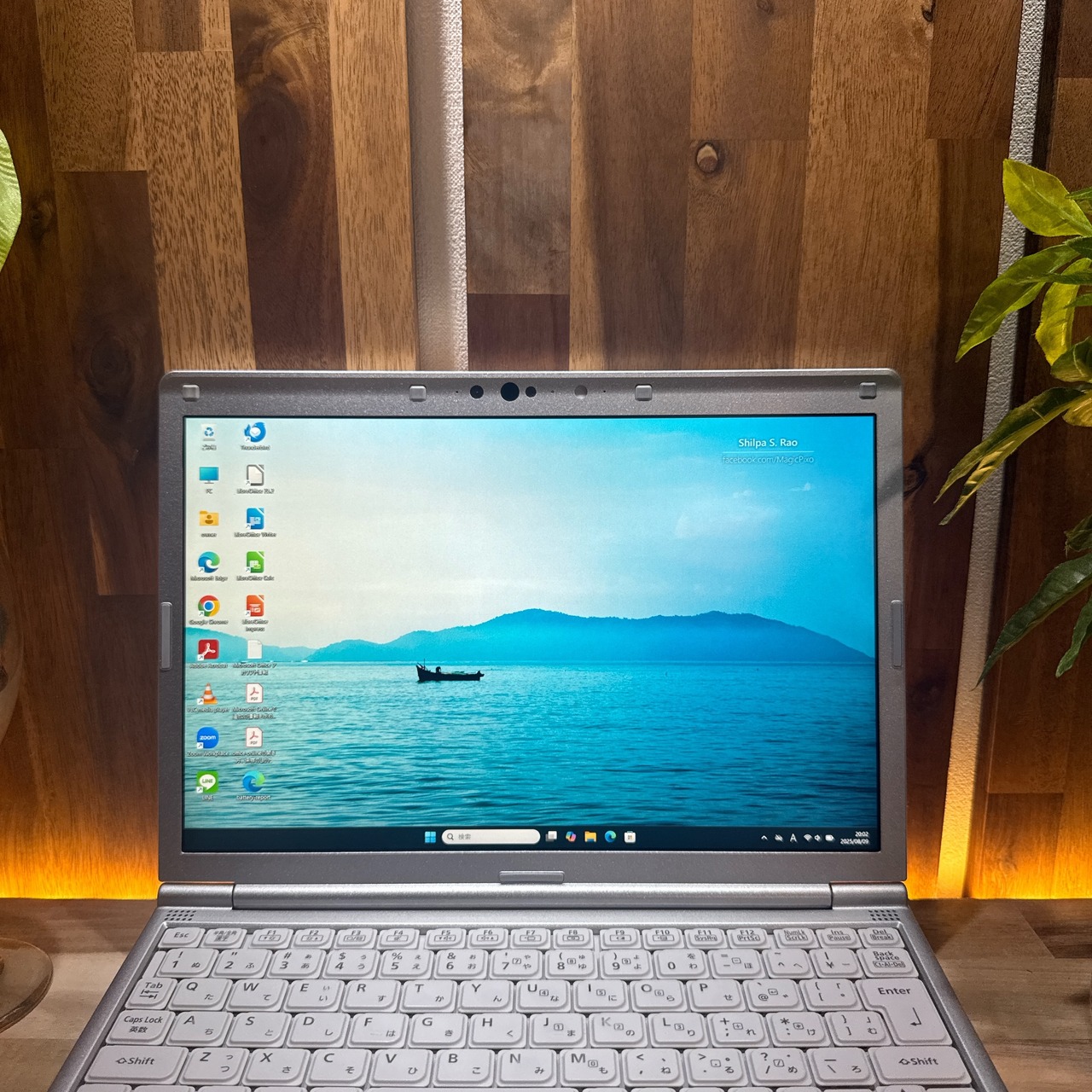 \ 公式ショップ限定価格❣️/ 軽量モデル《ビジネスモデル》Let's note SV9 メモリ16GB SSD256GB 第10世代 ノートパソコン 安心サポート&3ヶ月保証付き