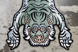 Tibetan Tiger Rug 《Mサイズ•シルク・オリジナル2・フォレストグリーン122》チベタンタイガーラグ