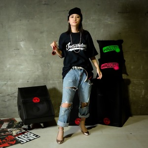 College Tee Black