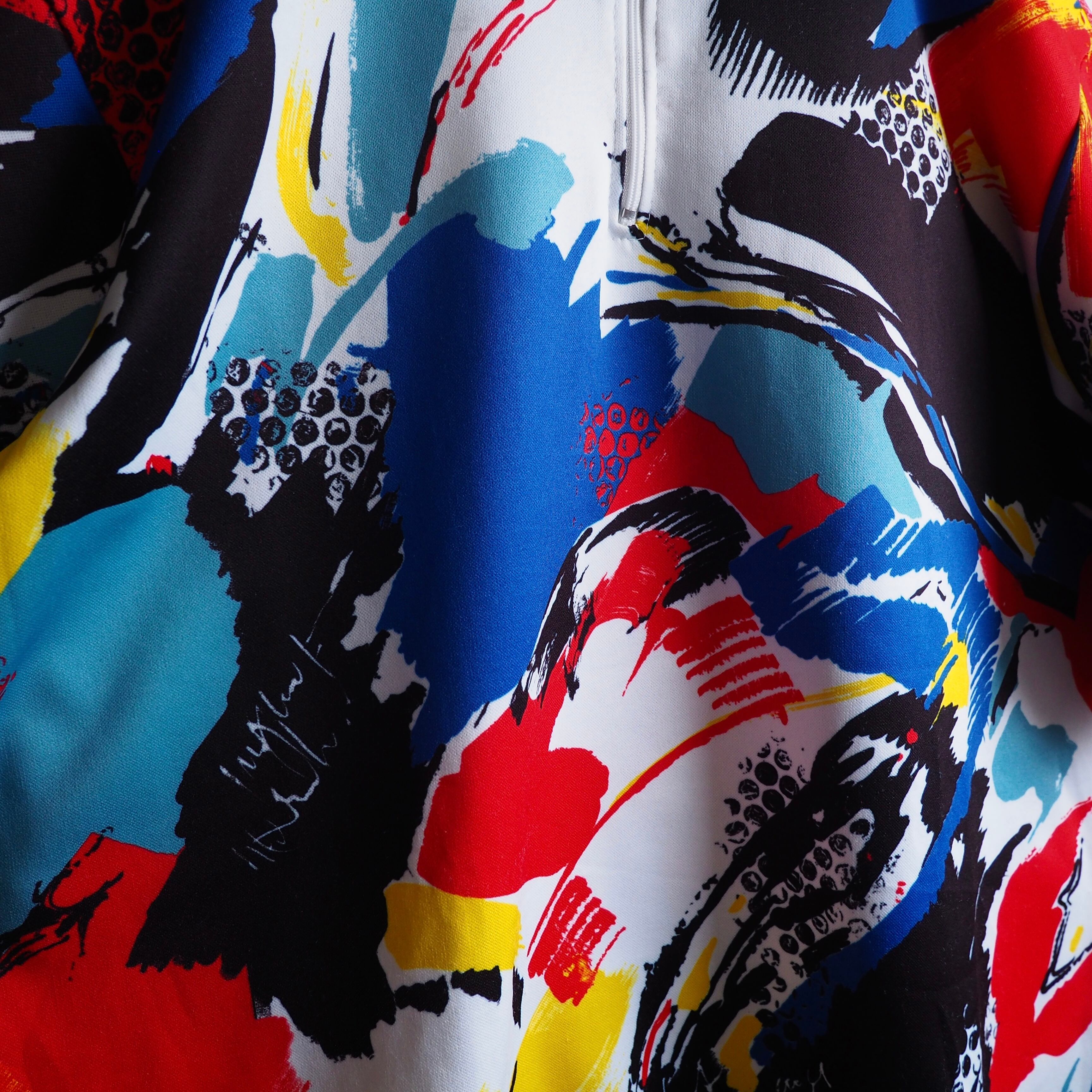 1990s Psychedelic chaos art painted vintage half zip Tee
